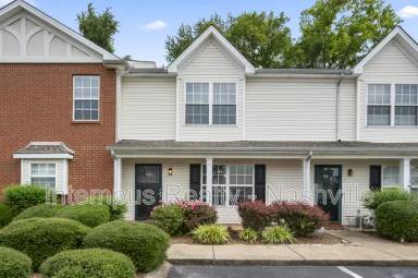 Main picture of 325 Shoshone Pl