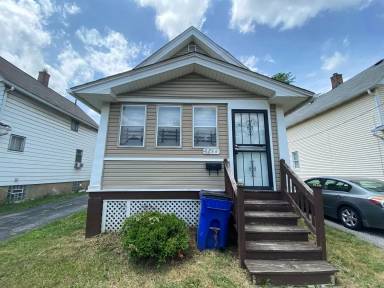 Main picture of 3666 E 104th St