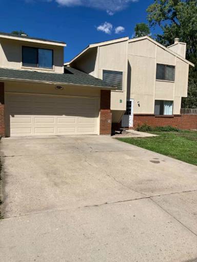 Main picture of 1065 Fairway Ct