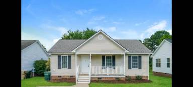 Main picture of 1249 Grovewood Dr