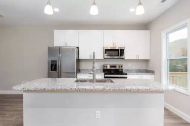 Main picture of 110 Owens Creek Rd