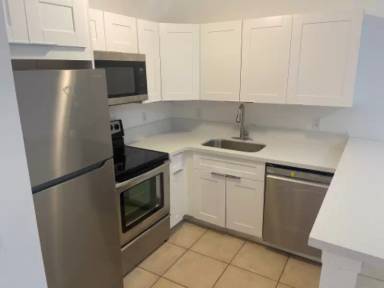 Main picture of 63 NW 17th Pl