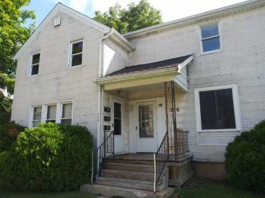 Main picture of 216 N Saginaw St