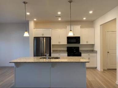 Main picture of 110 Inman Dr