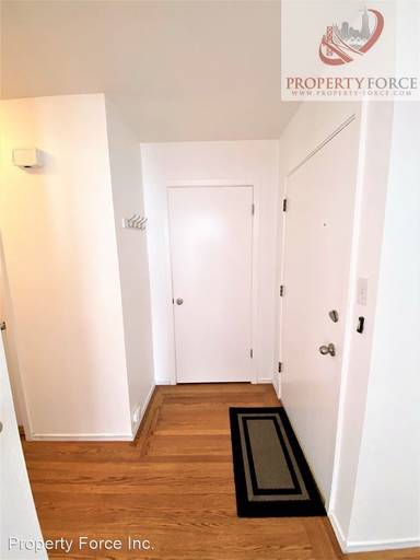 Main picture of 2749 Gough St