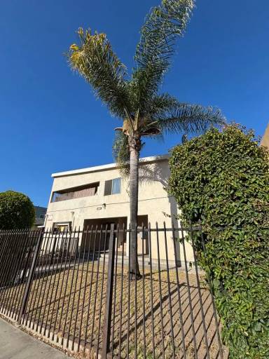 Main picture of 1030 Myrtle Ave