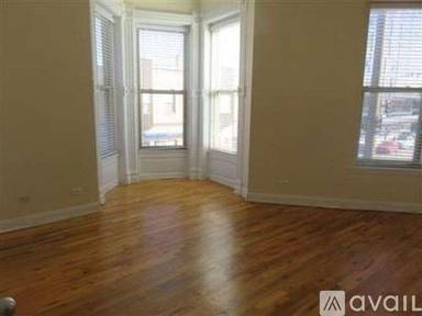 Main picture of 2300 N Milwaukee Ave