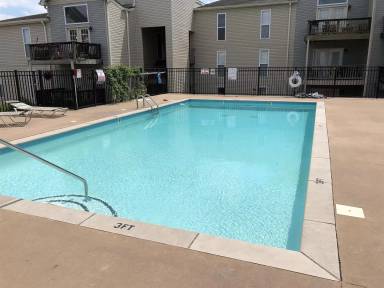 Main picture of Oakcrest Condos