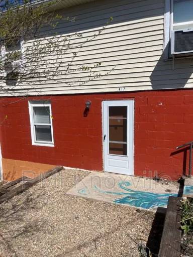 Main picture of 417 Landau Dr