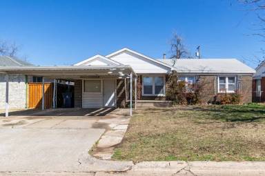 Main picture of 2141 SW 61st St