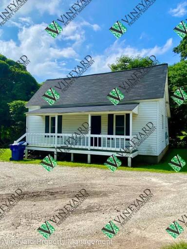 Main picture of 104 South St