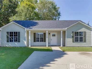 Main picture of 284 Courtyard Cir