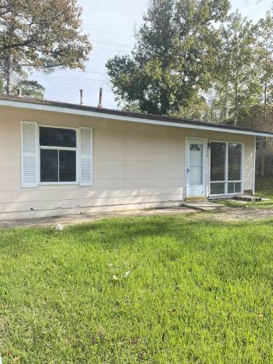 Main picture of 1123 Anderson Dr