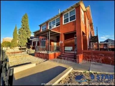 Main picture of 1114 E Rio Grande Ave
