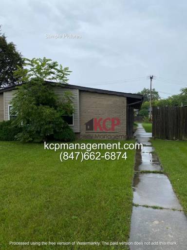 Main picture of 2417 Lewis Ave