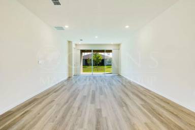 Main picture of 2619 Kinsale Ln