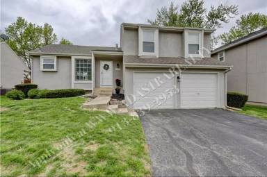 Main picture of 12372 W 107th Ter