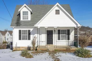 Main picture of 2664 Pine Ridge Dr