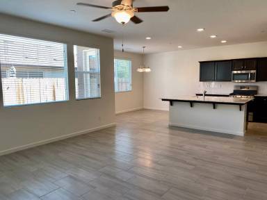 Main picture of 3137 Traverse Ln