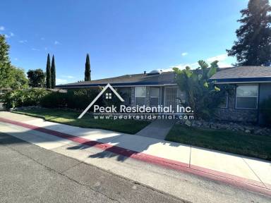 Main picture of 44 Sunlit Cir