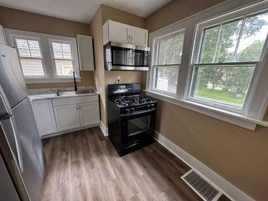 Main picture of 2614 23 1/2 Ave