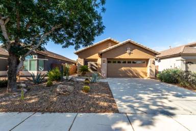 Main picture of 44087 W Granite Dr