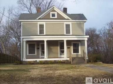 Main picture of 634 Martin Luther King Jr Dr