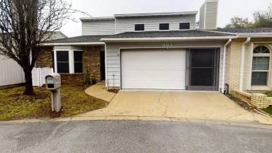 Main picture of 803 Holbrook Cir