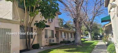 Main picture of 1444 Springfield St