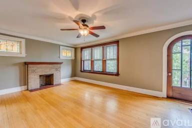 Main picture of 5036 Tholozan Ave