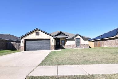 Main picture of 2411 Terry Dr