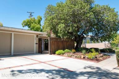Main picture of 800 Lilac Way