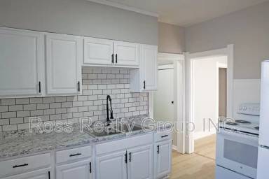 Main picture of 1148 Earl St