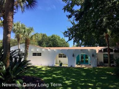 Main picture of 902 Bambi Dr