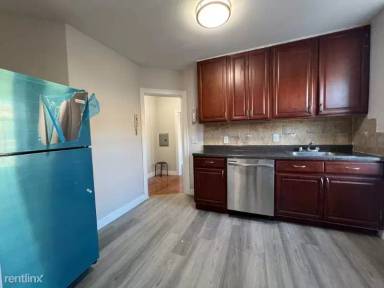 Main picture of 401 53rd St