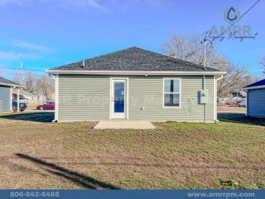 Main picture of 828 Jefferson Ave