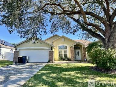 Main picture of 204 Loma del Sol Dr