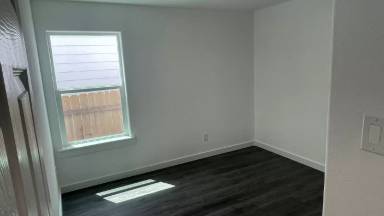 Main picture of 10000 Haddick St