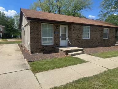 Main picture of 518 N Oak St