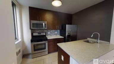 Main picture of 430 E 30th St