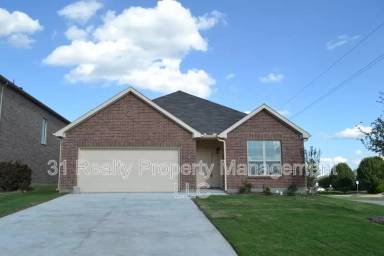 Main picture of 917 Swan Ridge Dr