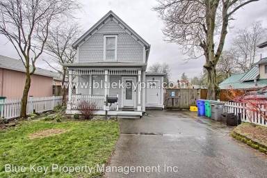Main picture of 9105 SE Reedway St