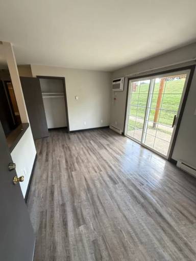 Main picture of 2916 Brookside Dr