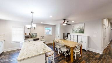 Main picture of 443 Moreland Ave