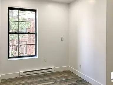 Main picture of 11916 Union Tpke