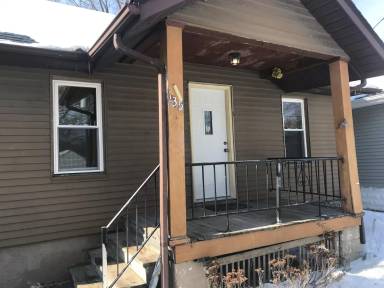 Main picture of 135 Elmwood St