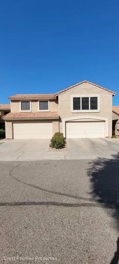 Main picture of 13820 S 42nd Way
