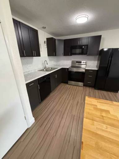 Main picture of 208 Benham St