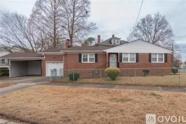 Main picture of 3100 Norway Pl