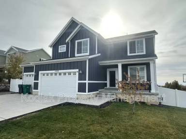 Main picture of 1028 E Bigelow Ave